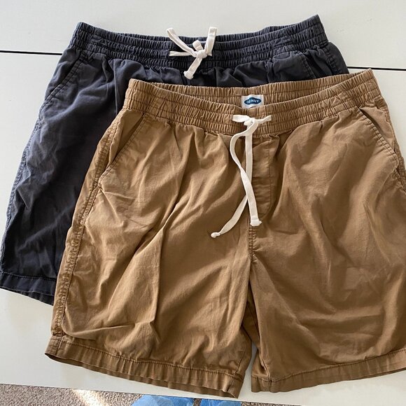 Old Navy Mens shorts - 2 PAIRS size L - Picture 1 of 6